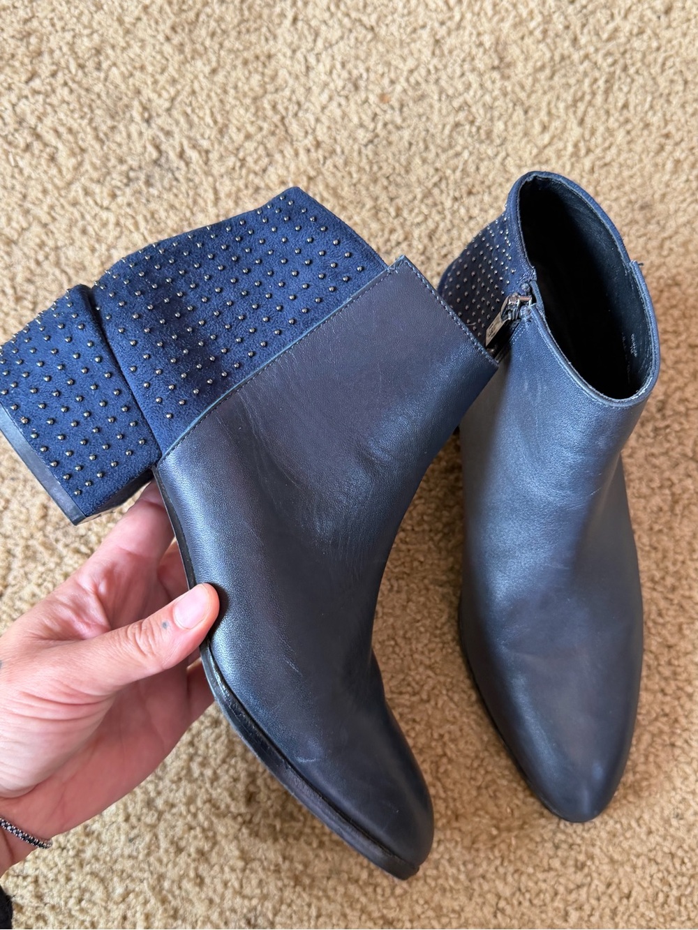 Donald J. Pliner Women's Navy Leather Stud-Detail Ankle Boots Size 7 - Picture 2 of 11